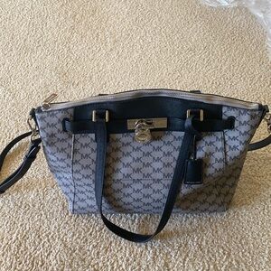 Michael Kors Grey Tote bag